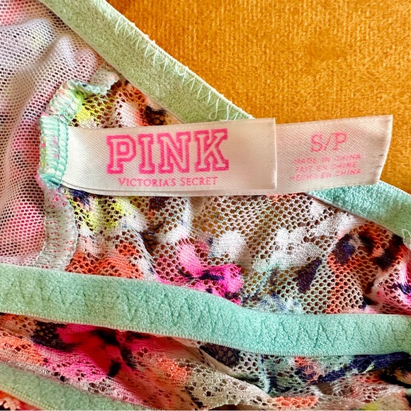 Victoria’s Secret PINK Tropical Floral Bralette - Picture 2 of 3